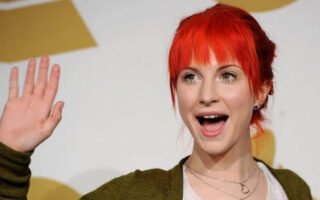 Hayley-Williams's-Net-Worth